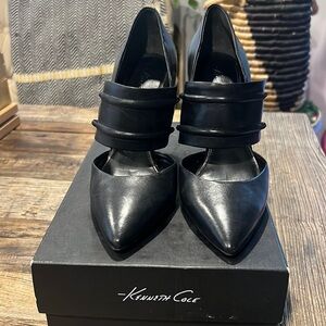 Black Pointed Kenneth Cole Heels